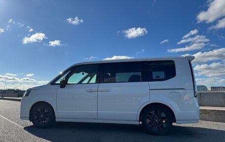 Honda Stepwgn, 2023 год, 3 390 000 рублей, 9 фотография