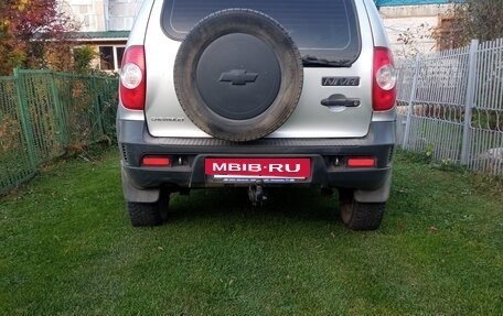 Chevrolet Niva I рестайлинг, 2011 год, 510 000 рублей, 5 фотография