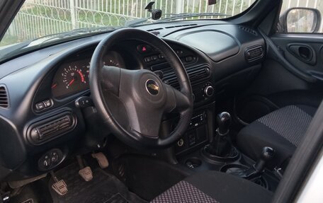 Chevrolet Niva I рестайлинг, 2011 год, 510 000 рублей, 7 фотография