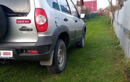 Chevrolet Niva I рестайлинг, 2011 год, 510 000 рублей, 6 фотография