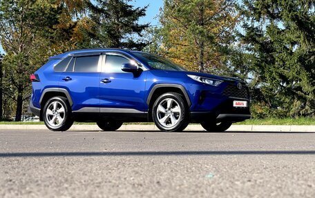 Toyota RAV4, 2021 год, 3 496 000 рублей, 9 фотография