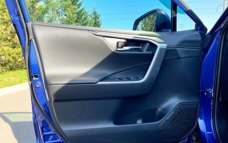 Toyota RAV4, 2021 год, 3 496 000 рублей, 18 фотография
