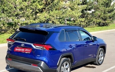 Toyota RAV4, 2021 год, 3 496 000 рублей, 14 фотография
