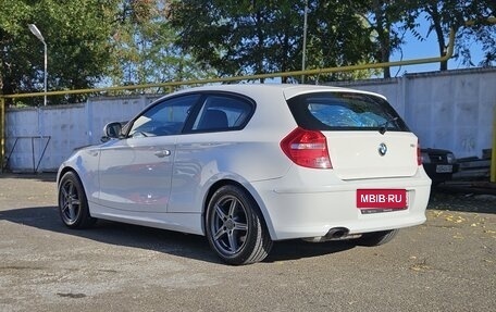 BMW 1 серия, 2010 год, 899 000 рублей, 8 фотография