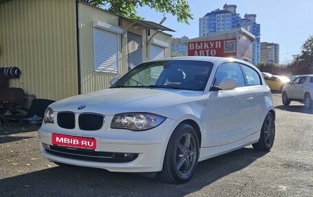 BMW 1 серия, 2010 год, 899 000 рублей, 5 фотография