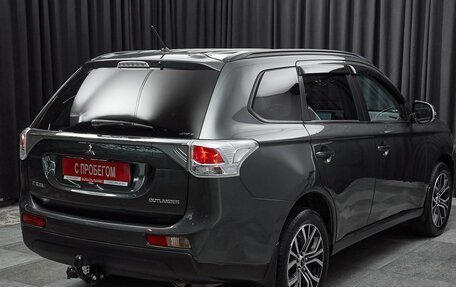 Mitsubishi Outlander III рестайлинг 3, 2013 год, 1 549 000 рублей, 4 фотография