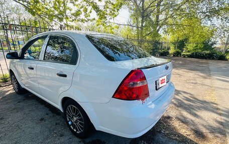 Chevrolet Aveo III, 2011 год, 600 000 рублей, 4 фотография