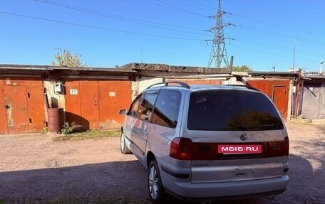 Volkswagen Sharan I рестайлинг, 2002 год, 290 000 рублей, 4 фотография