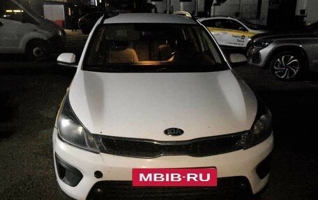 KIA Rio IV, 2019 год, 653 000 рублей, 2 фотография