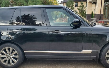 Land Rover Range Rover IV рестайлинг, 2015 год, 4 500 000 рублей, 2 фотография