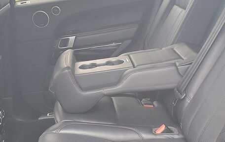 Land Rover Range Rover IV рестайлинг, 2015 год, 4 500 000 рублей, 16 фотография