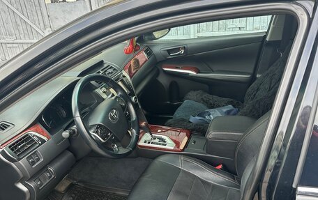 Toyota Camry, 2013 год, 1 900 000 рублей, 5 фотография