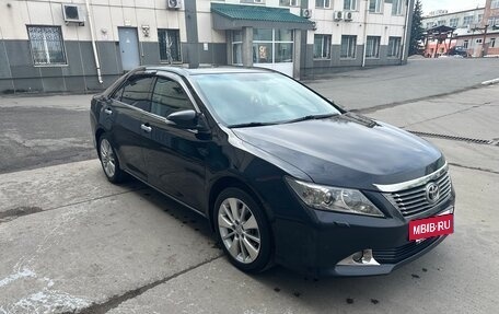 Toyota Camry, 2013 год, 1 900 000 рублей, 2 фотография