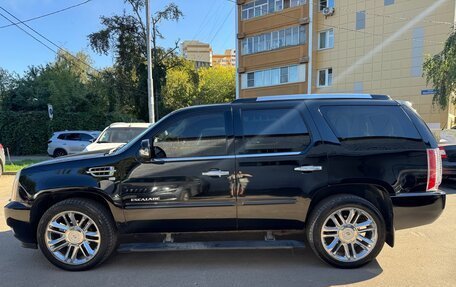 Cadillac Escalade III, 2007 год, 1 430 000 рублей, 8 фотография