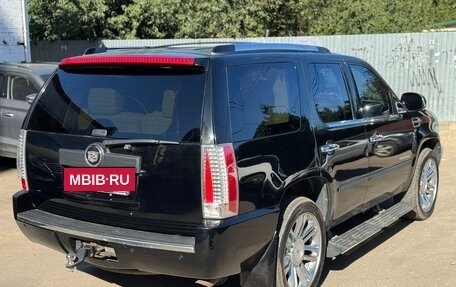 Cadillac Escalade III, 2007 год, 1 430 000 рублей, 5 фотография