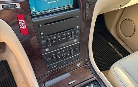 Cadillac Escalade III, 2007 год, 1 430 000 рублей, 24 фотография