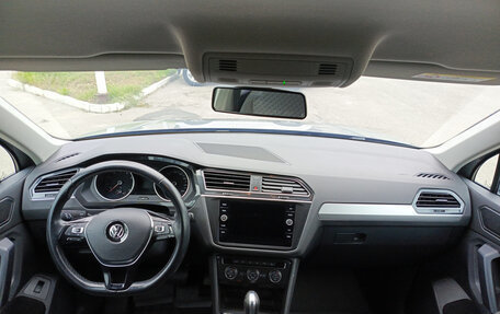 Volkswagen Tiguan II, 2020 год, 2 840 000 рублей, 18 фотография