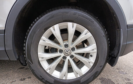 Volkswagen Tiguan II, 2020 год, 2 840 000 рублей, 22 фотография