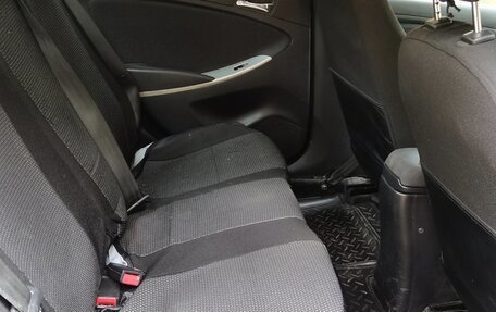 Hyundai Solaris II рестайлинг, 2011 год, 610 000 рублей, 7 фотография
