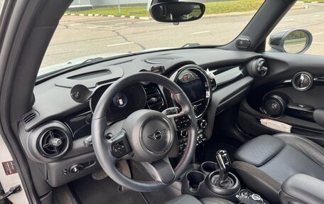 MINI Hatch, 2021 год, 2 490 000 рублей, 13 фотография