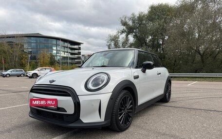 MINI Hatch, 2021 год, 2 490 000 рублей, 2 фотография