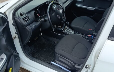 KIA Rio III рестайлинг, 2015 год, 900 000 рублей, 13 фотография