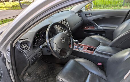 Lexus IS II рестайлинг 2, 2006 год, 1 300 000 рублей, 3 фотография