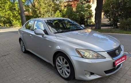 Lexus IS II рестайлинг 2, 2006 год, 1 300 000 рублей, 4 фотография