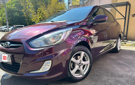 Hyundai Solaris II рестайлинг, 2011 год, 957 000 рублей, 3 фотография