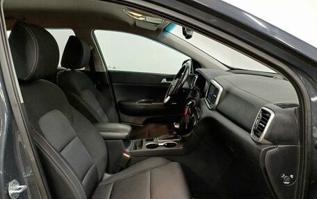 KIA Sportage IV рестайлинг, 2019 год, 2 009 000 рублей, 21 фотография