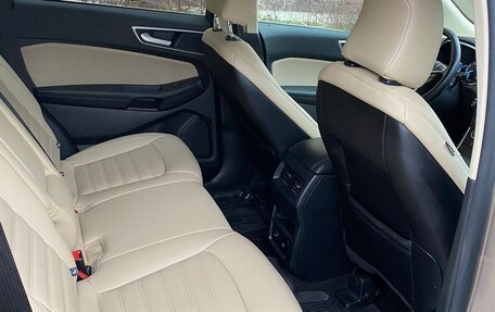 Ford Edge II рестайлинг, 2021 год, 2 500 000 рублей, 11 фотография