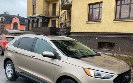 Ford Edge II рестайлинг, 2021 год, 2 500 000 рублей, 2 фотография