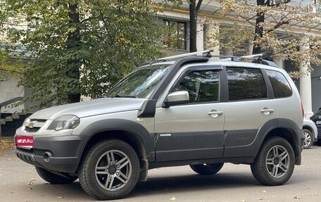 Chevrolet Niva I рестайлинг, 2018 год, 980 000 рублей, 1 фотография