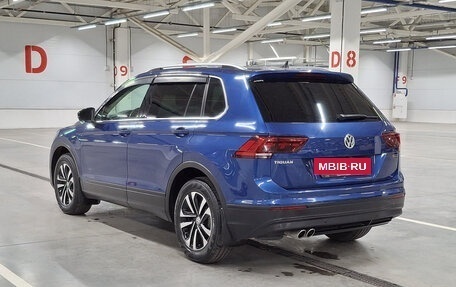 Volkswagen Tiguan II, 2019 год, 2 710 000 рублей, 7 фотография
