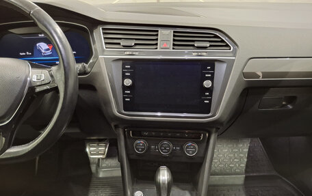Volkswagen Tiguan II, 2019 год, 2 710 000 рублей, 15 фотография