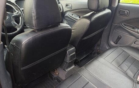 Nissan Almera, 2004 год, 330 000 рублей, 6 фотография