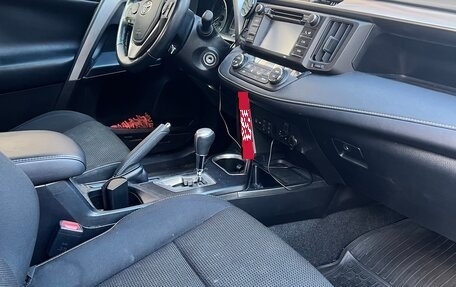 Toyota RAV4, 2016 год, 2 400 000 рублей, 8 фотография