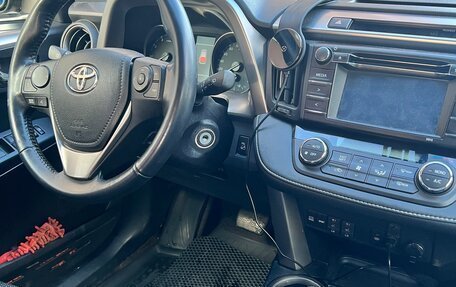 Toyota RAV4, 2016 год, 2 400 000 рублей, 9 фотография