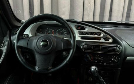 Chevrolet Niva I рестайлинг, 2012 год, 409 888 рублей, 8 фотография