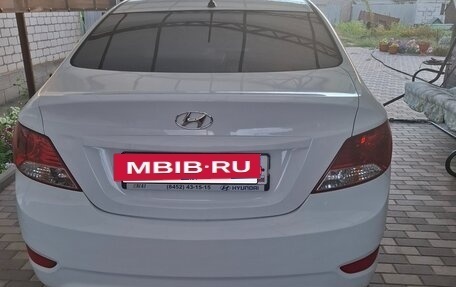 Hyundai Solaris II рестайлинг, 2013 год, 800 000 рублей, 3 фотография