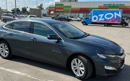 Chevrolet Malibu IX, 2020 год, 2 000 000 рублей, 2 фотография