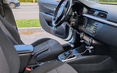 KIA Rio IV, 2019 год, 1 415 000 рублей, 2 фотография
