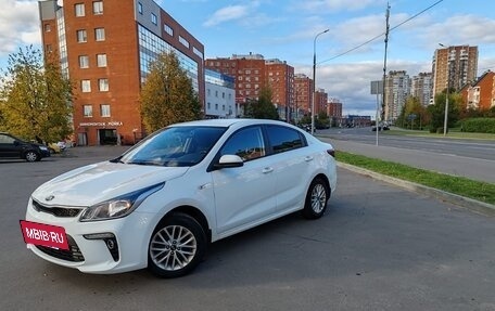 KIA Rio IV, 2019 год, 1 415 000 рублей, 8 фотография