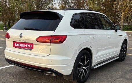 Volkswagen Touareg III, 2020 год, 6 400 000 рублей, 3 фотография
