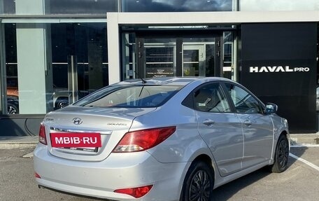 Hyundai Solaris II рестайлинг, 2015 год, 999 000 рублей, 5 фотография