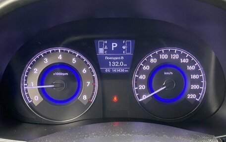 Hyundai Solaris II рестайлинг, 2015 год, 999 000 рублей, 18 фотография