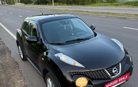 Nissan Juke II, 2014 год, 900 000 рублей, 3 фотография