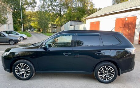 Mitsubishi Outlander III рестайлинг 3, 2012 год, 1 490 000 рублей, 8 фотография