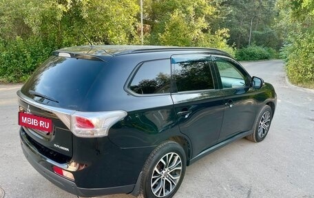 Mitsubishi Outlander III рестайлинг 3, 2012 год, 1 490 000 рублей, 5 фотография