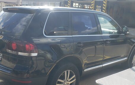 Volkswagen Touareg III, 2008 год, 950 000 рублей, 3 фотография